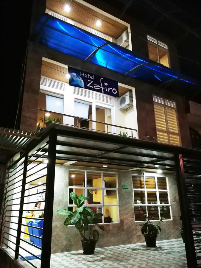Hotel Zafiro Leticia Buitenkant foto