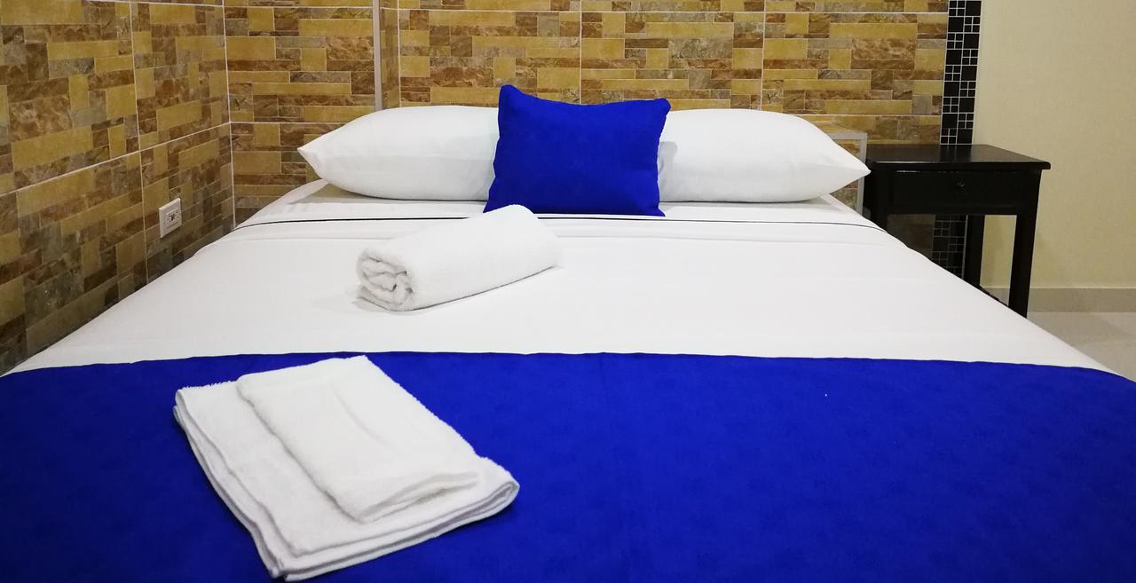Hotel Zafiro Leticia Buitenkant foto