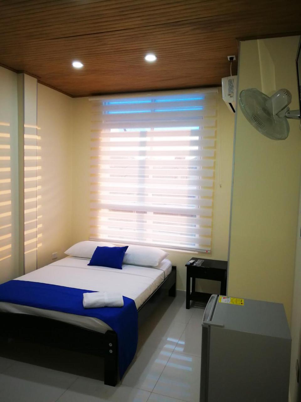 Hotel Zafiro Leticia Buitenkant foto